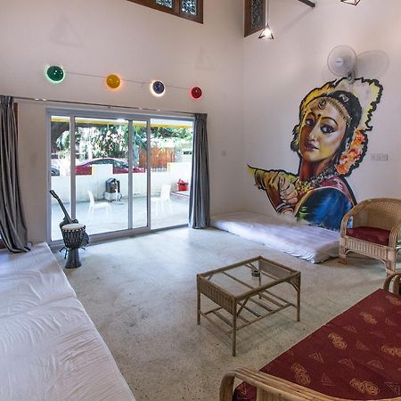 Backpacker Panda Bengaluru Hostel Bagian luar foto